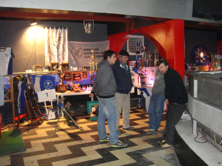 1.Muestra en U.C. y D