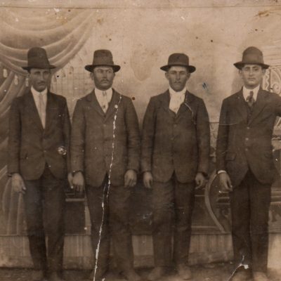 Jacinto,Miguel y José Mottura